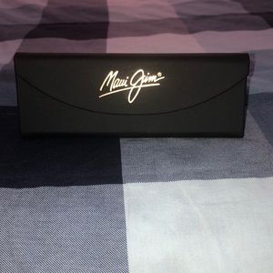Never worn maui jim sunglasses